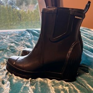 SOREL Wedge Rain Boots